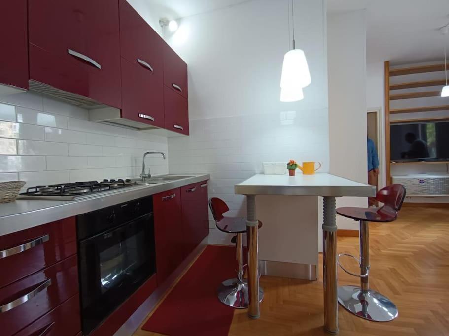 רומא New - Comfortable Apt Porta Latina מראה חיצוני תמונה